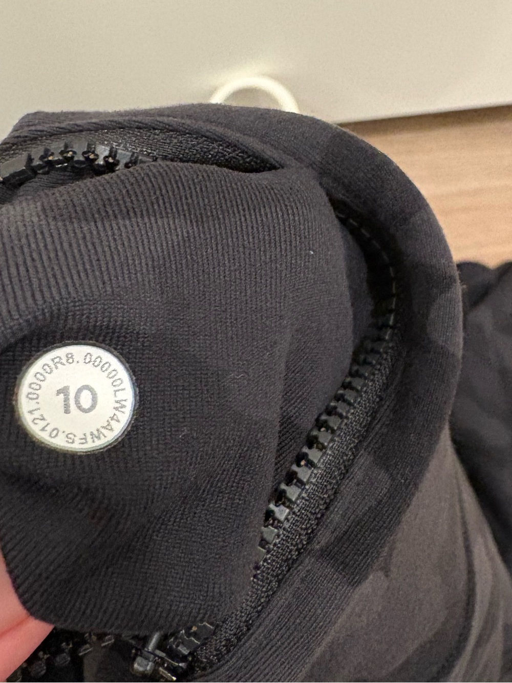 Lululemon Define Jacket *Read* - Picture 5 of 11